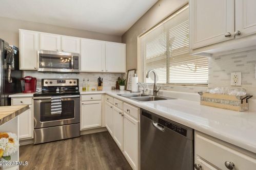 7009 31st Dr, Phoenix AZ  85041-9323 exterior