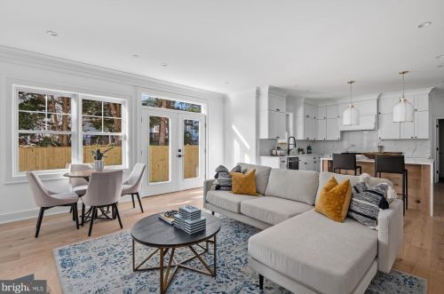 5805 Beech Ave, Bethesda MD  20817-3407 exterior