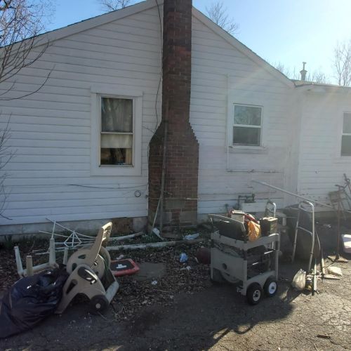 2416 Cass St, Gary, IN 46405-1072