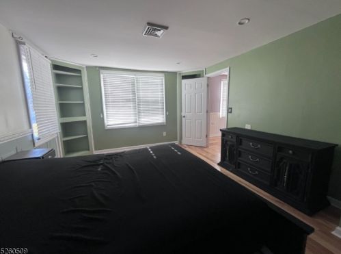 7 Berry Rd, Wantage NJ 07461-3009 exterior