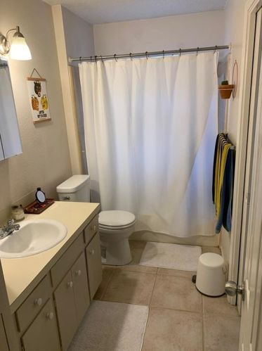 4804 Aberdeen Dr, Austin TX 78745-2108 exterior