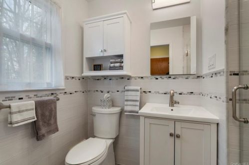 620 Columbus Ave, Mount Vernon NY 10550-4730 exterior