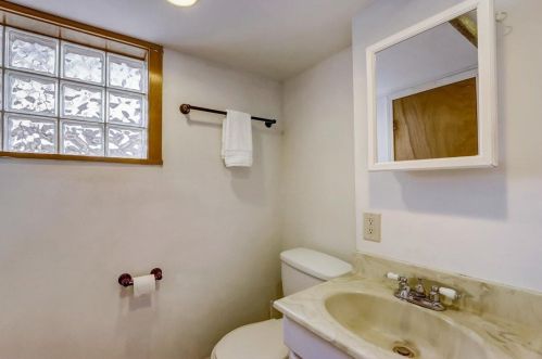 3403 8th St, Milwaukee WI 53215-5107 exterior