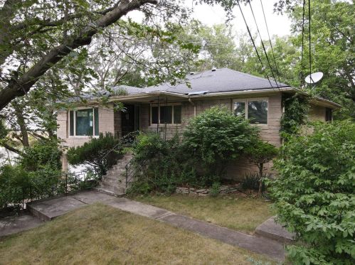 7238 Ash Ave, Gary IN  46403-2111 exterior