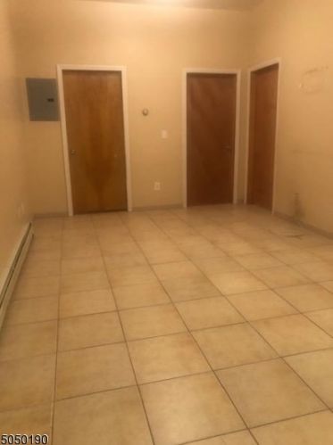 206 Liberty St, Paterson NJ  07522-1410 exterior