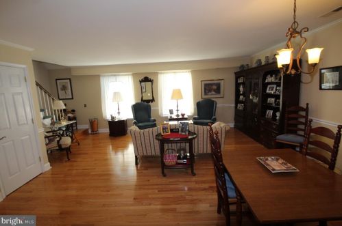 147 3 St, New Castle DE 19720-4536 exterior