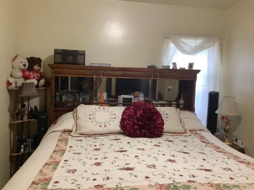 2417 7 St, Meskegon MI 49440-1060 exterior