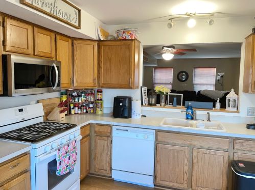 2112 Jasmine Dr, Joliet IL 60403-1609 exterior