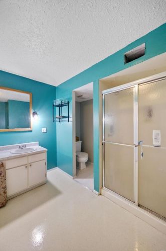 13349 Land O Wood Dr, Saint Louis MO 63141-6028 exterior