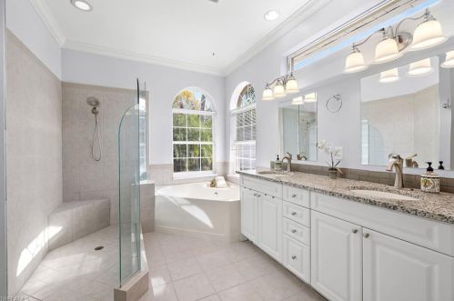 14479 Jekyll Is Ct, Naples FL 34119-4815 exterior