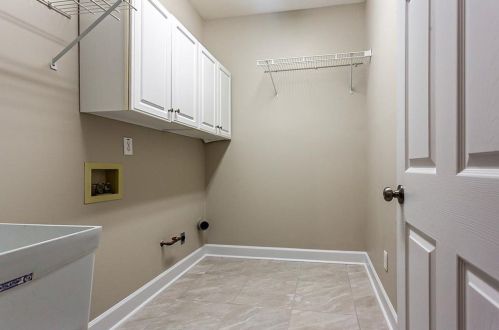 755 Glenridge Close Dr, Atlanta GA  30328-3476 exterior