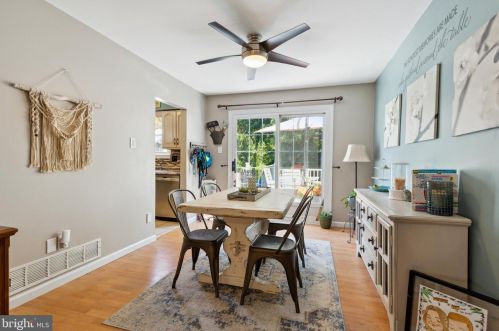 406 Circle Dr, Pottstown PA 19464-3661 exterior