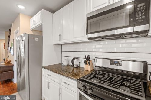 563 Shippen St, Lancaster PA  17602-4305 exterior