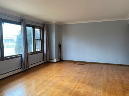 12840 Loomis St, Chicago, IL 60827-6418