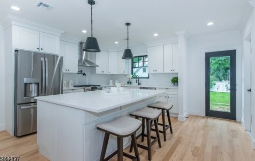 10 Cedar St, Cranford NJ 07016 exterior