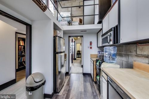 5171 Macarthur Blvd, Washington DC 20016-3315 exterior