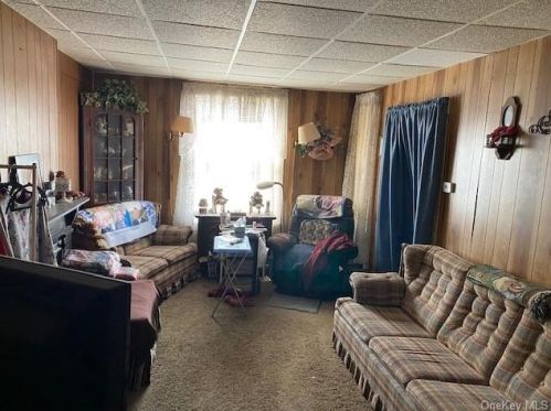 339 Church St, Poughkeepsie NY 12601-4263 exterior