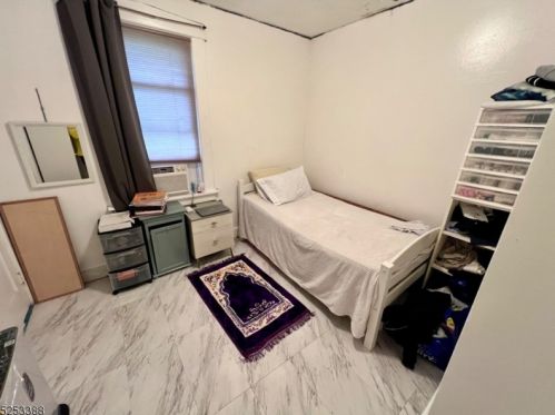 267 7th St, Paterson NJ 07508-2030 exterior