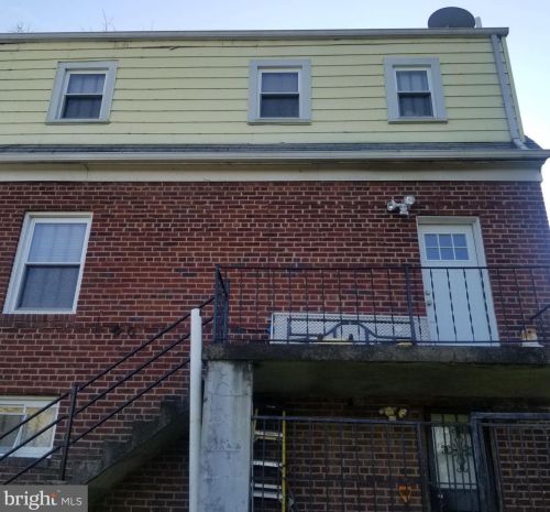 5032 Hanna Pl, Washington DC  20019-5818 exterior