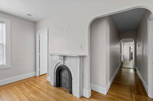 72 Vernon St, Providence RI 02903-3027 exterior