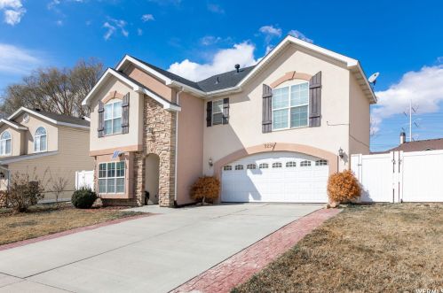 9294 Chartres Ave, Sandy, UT 84070-6688