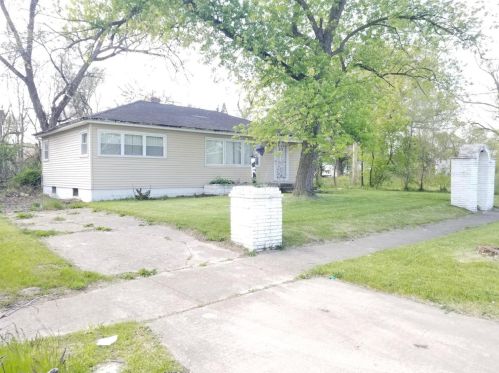 1120 Baker St, Gary, IN 46404-1630