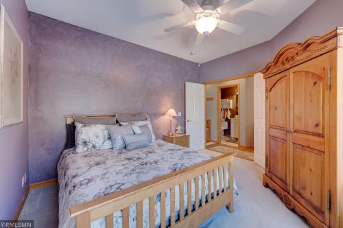 493 Holly Ln, Saint Paul MN 55128-7091 exterior