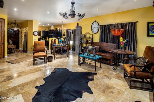 17313 22 Way, Phoenix AZ 85022-2255 exterior