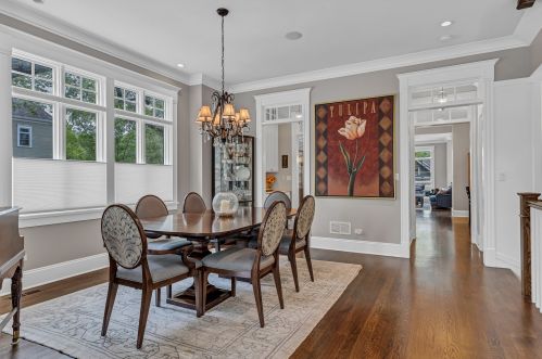 3800 Paulina St, Chicago IL 60609-2057 exterior