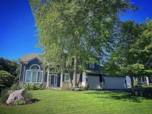 1104 Autumn Dr, Saint Paul MN 55125-8616 exterior