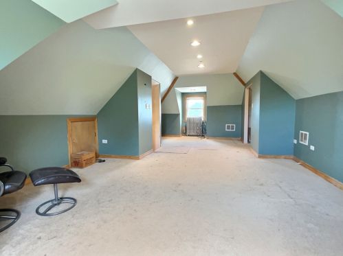 4832 Bernard St, Chicago IL 60625-5414 exterior