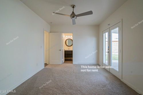 2801 10 St, Phoenix AZ 85086-0929 exterior