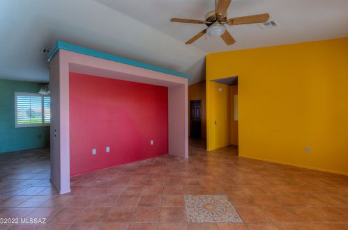 919 Ashworth Rd, Green Valley AZ 85614-5942 exterior