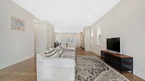 1837 Mozart St, Chicago IL 60647-5111 exterior