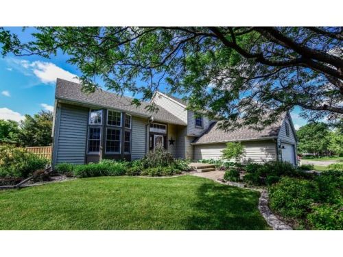 726 Camberwell Dr, Saint Paul MN  55123-3937 exterior