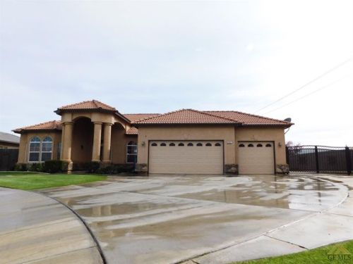 873 Brookside Dr, Bakersfield, CA 93263-3153