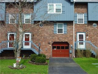 104 Old English Rd, Pittsburgh PA  15237-1762 exterior
