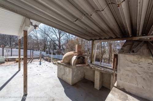 12 Crk Rd, Hazlet NJ 07730-2205 exterior