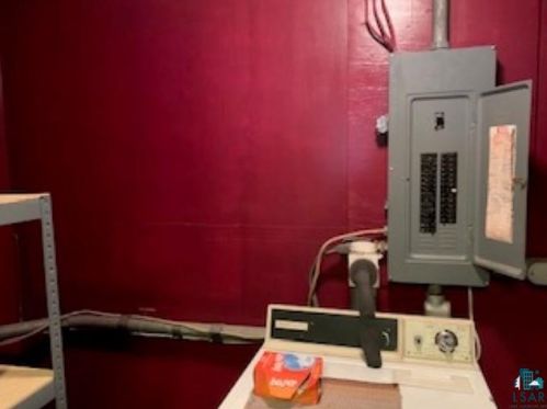 4865 Howard Gnesen Rd, Duluth MN 55803-2727 exterior