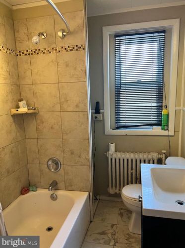 2306 Upland St, Chester PA 19013-5127 exterior