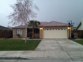 3608 Ridgemont St, Bakersfield, CA 93313-3763