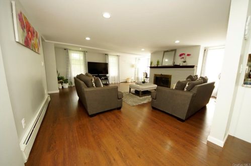 265 Phillipsburg Rd, Middletown NY 10940-3506 exterior