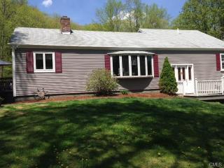 26 Newgate Rd, Seymour, CT 06478-1583