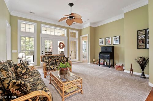 3 Meadowlawn Ln, Bluffton SC 29910-9538 exterior