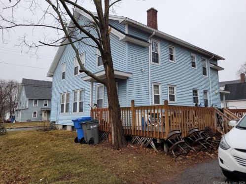 3 West St, Manchester, CT 06043-7709