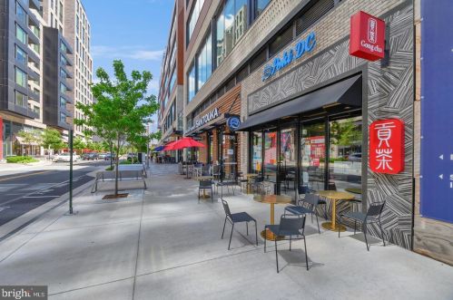 8370 Greensboro Dr, Mc Lean VA  22102-3515 exterior