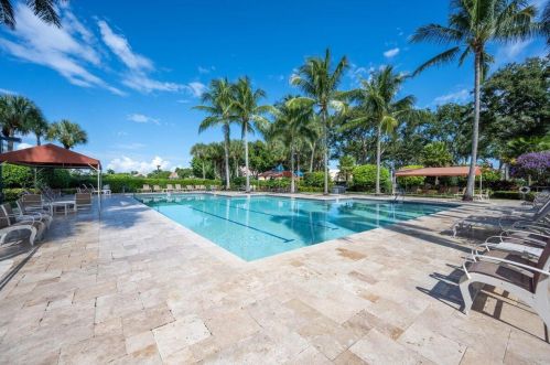 6638 Newport Lk Cir, Boca Raton FL 33496-3001 exterior