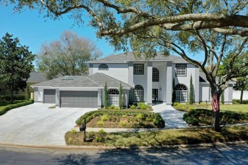 2819 Safe Hbr Dr, Tampa FL 33618-4538 exterior