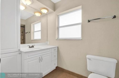 1120 13 St, Boca Raton FL 33486-5307 exterior