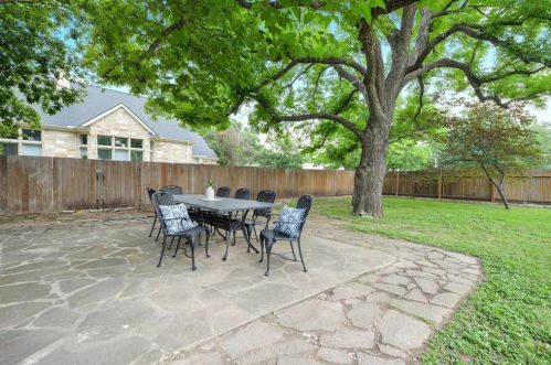 5311 Bull, Austin TX 78727-6644 exterior